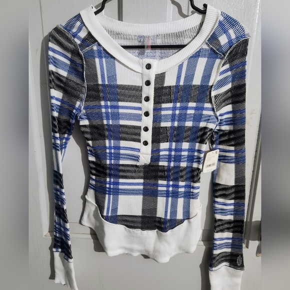 NWOT FP Movement Rally Printed Layer - Picture 4 of 7